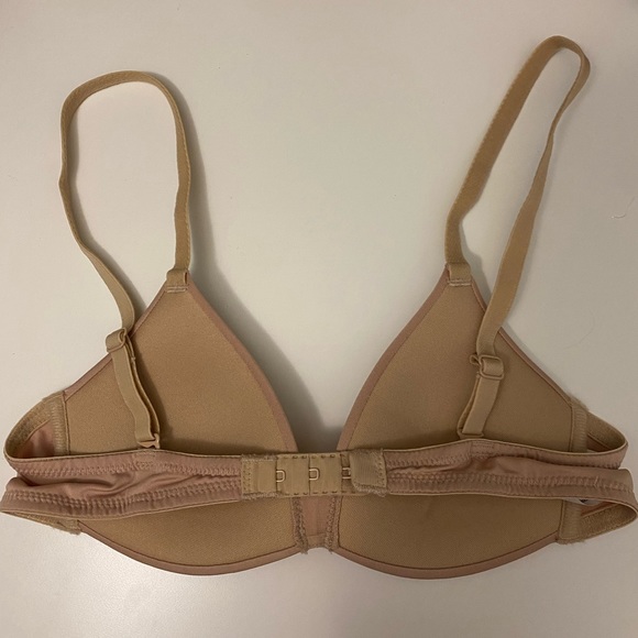 Hanes | bras - Picture 9 of 10